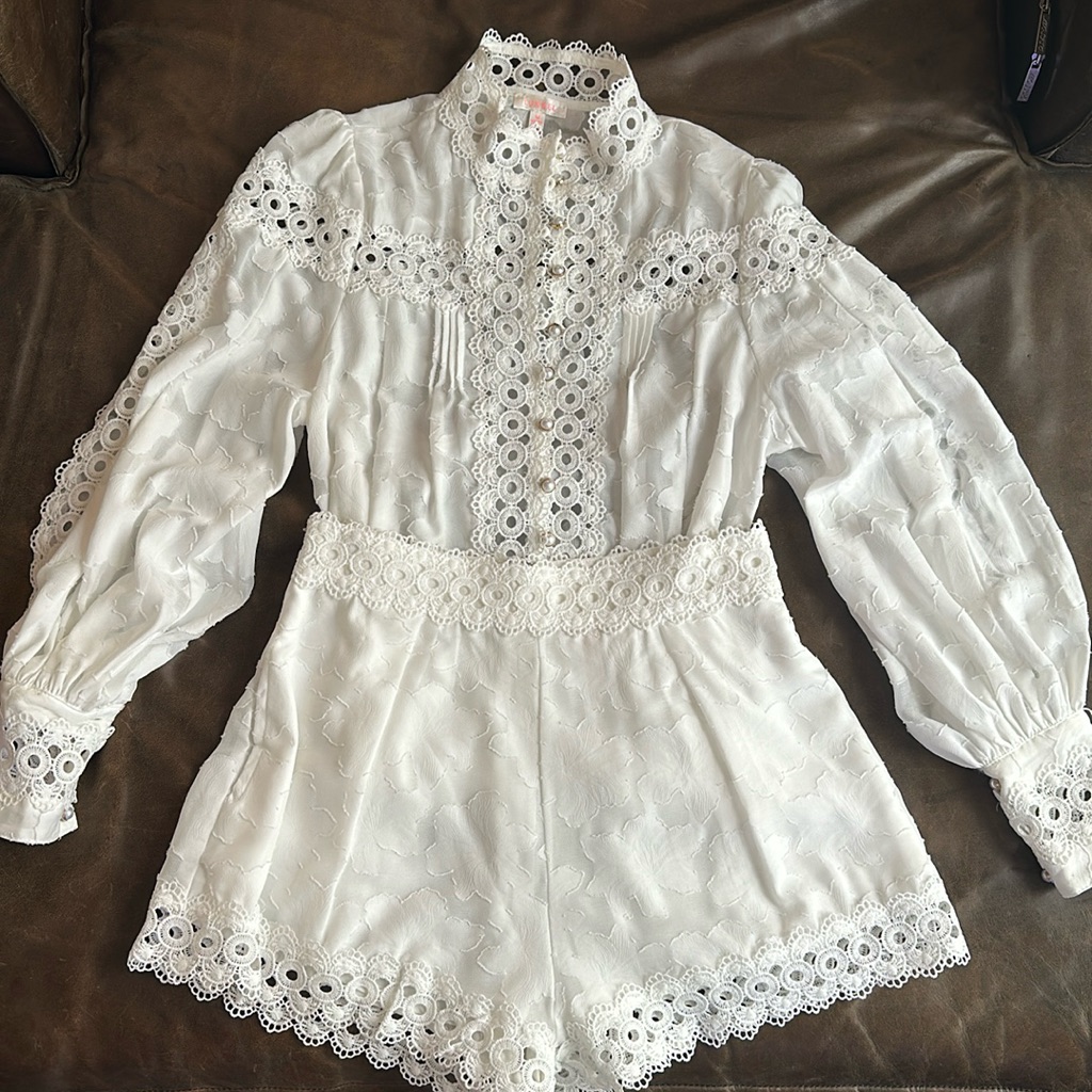 White Set